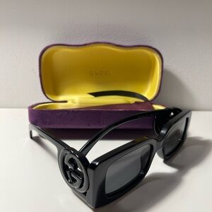 Gucci Black Sunglasses GG1325s